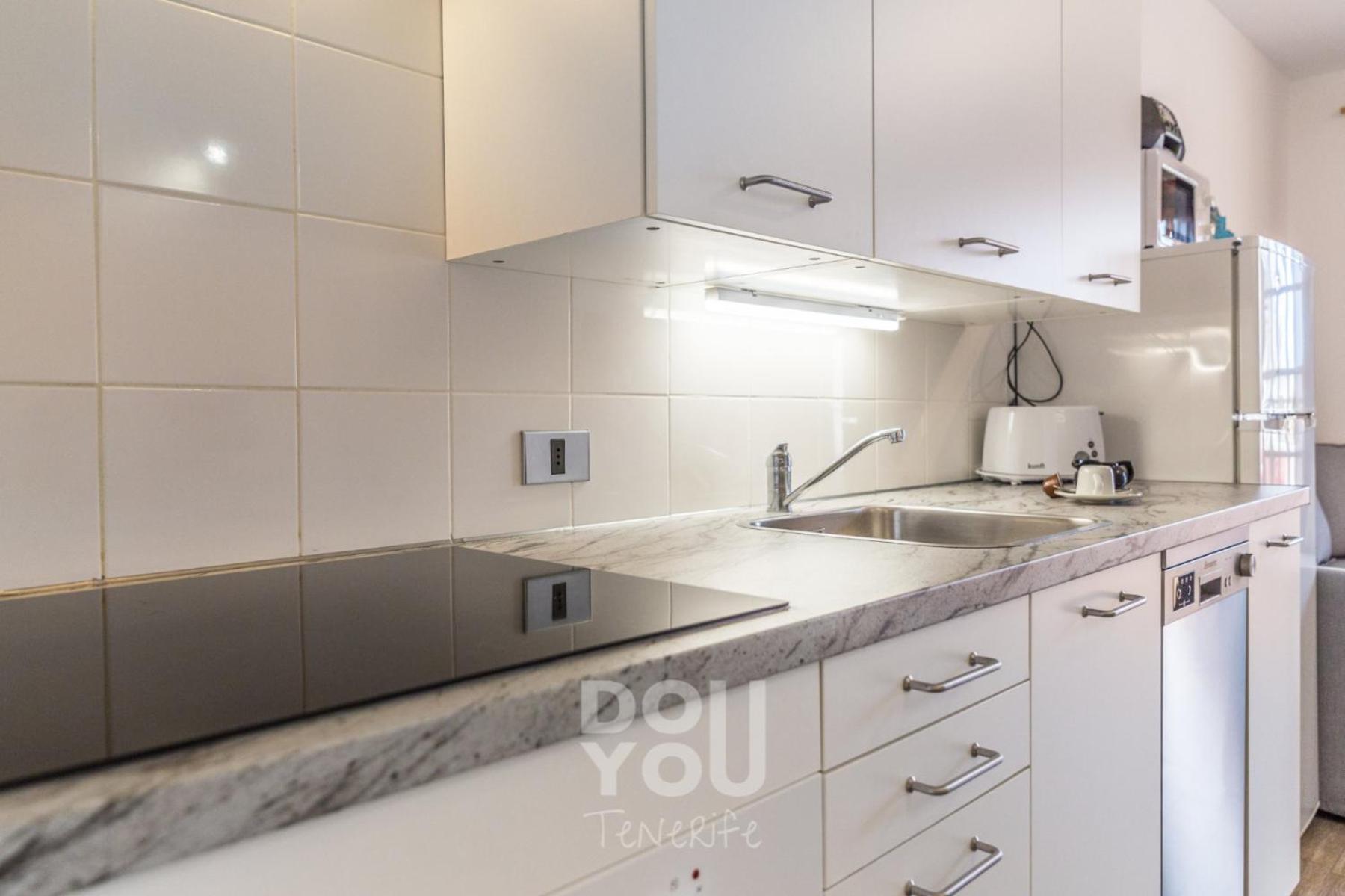 Prime Apartments "Los Diamantes" Лос Кристианос Екстериор снимка
