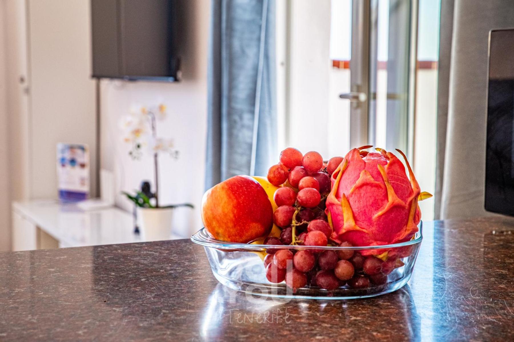 Prime Apartments "Los Diamantes" Лос Кристианос Екстериор снимка