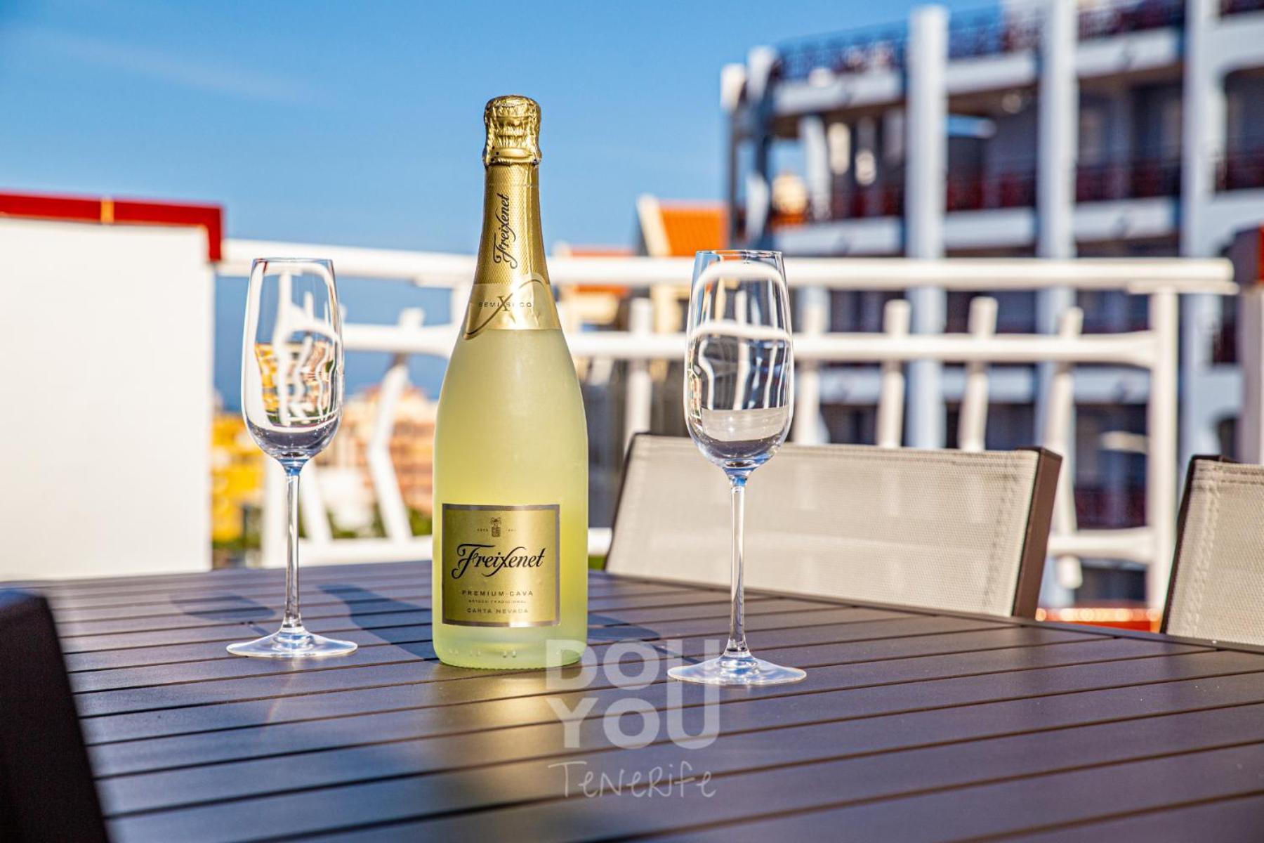 Prime Apartments "Los Diamantes" Лос Кристианос Екстериор снимка
