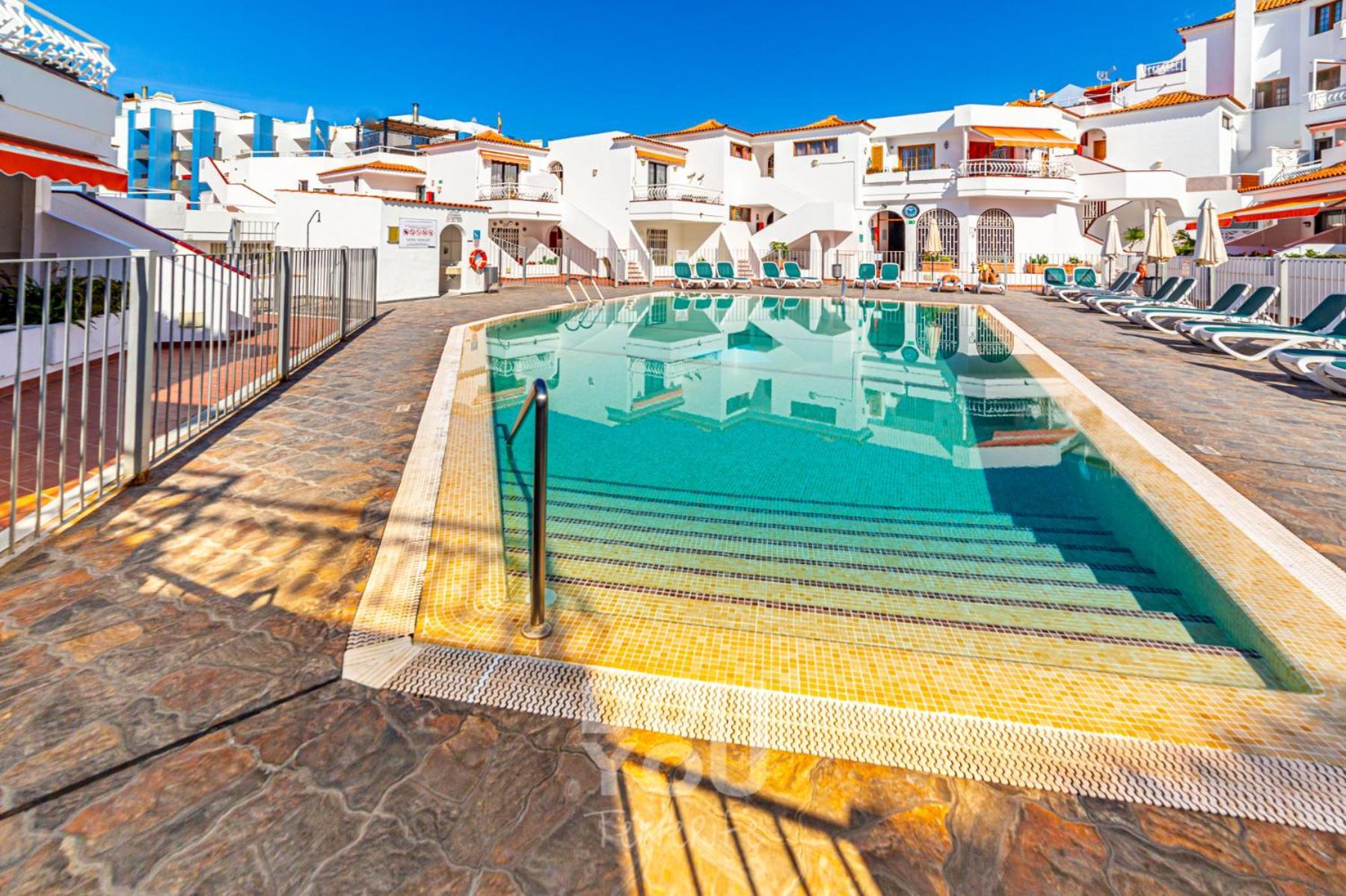 Prime Apartments "Los Diamantes" Лос Кристианос Екстериор снимка
